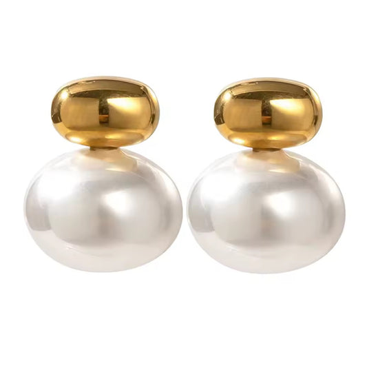 Pearl Studs