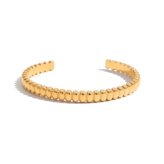 Ribbed Bangle