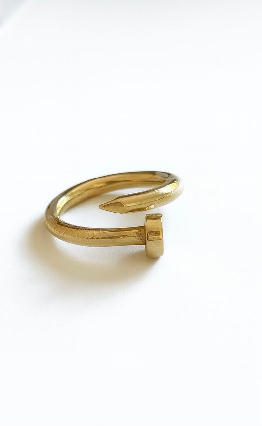 Nail Ring