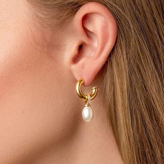 Pearl Rhinestone earrings