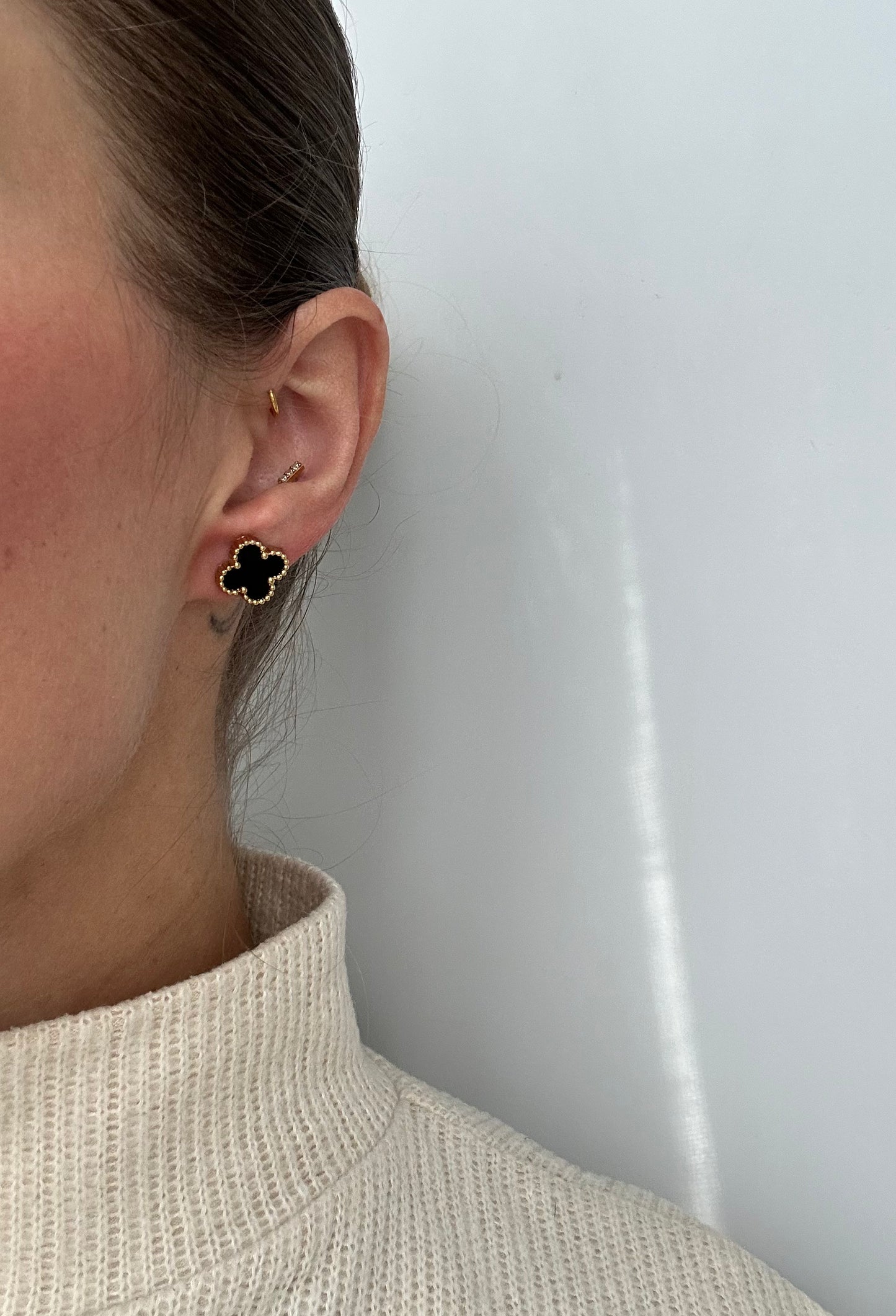 Clover Stud